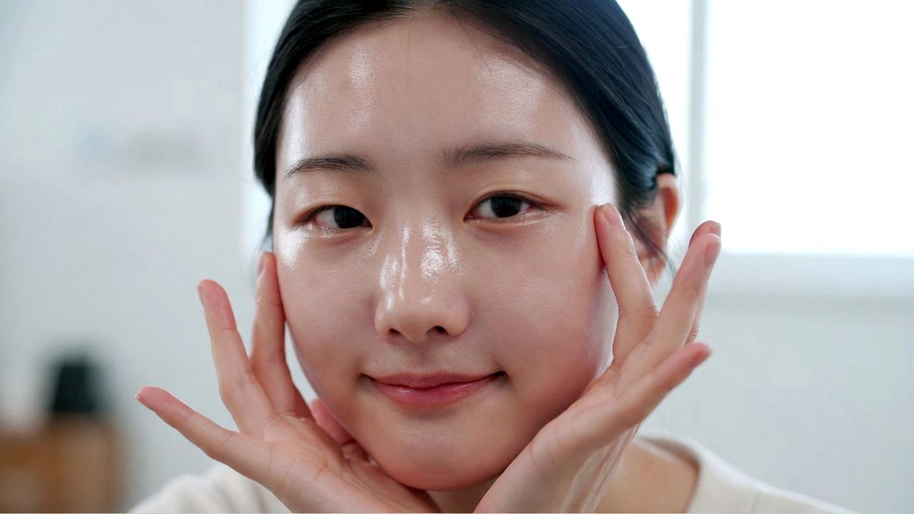 まつ育が進まない原因と目元ケアの基礎を解説するイメージ