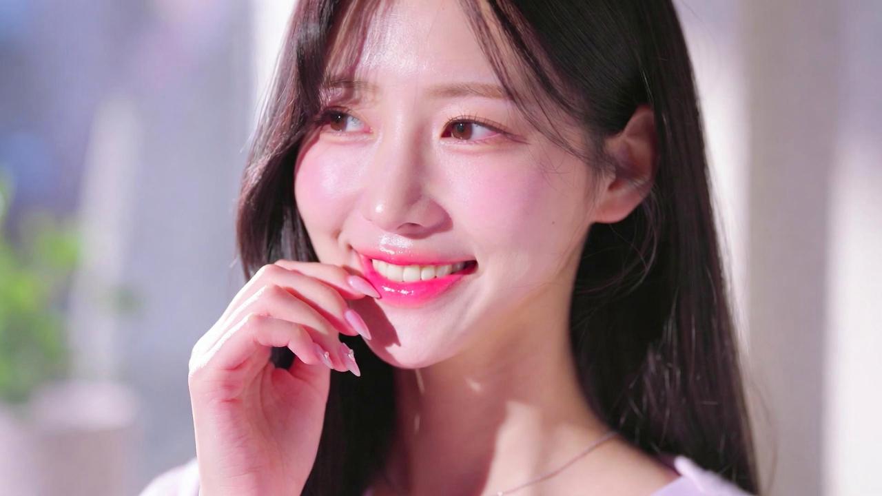 内側からじゅわっと発色する韓国風グラデーションリップの仕上がりイメージ