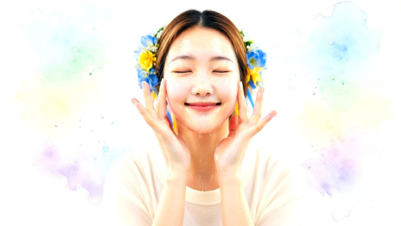 朝と夜のスキンケアルーティンで肌を整えるイメージ