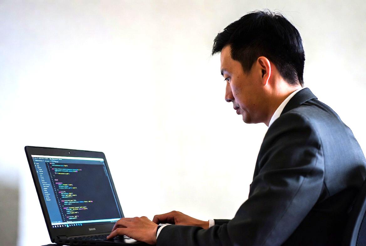 日焼け止め塗り直しのコツとメイクの美しさを保つ方法