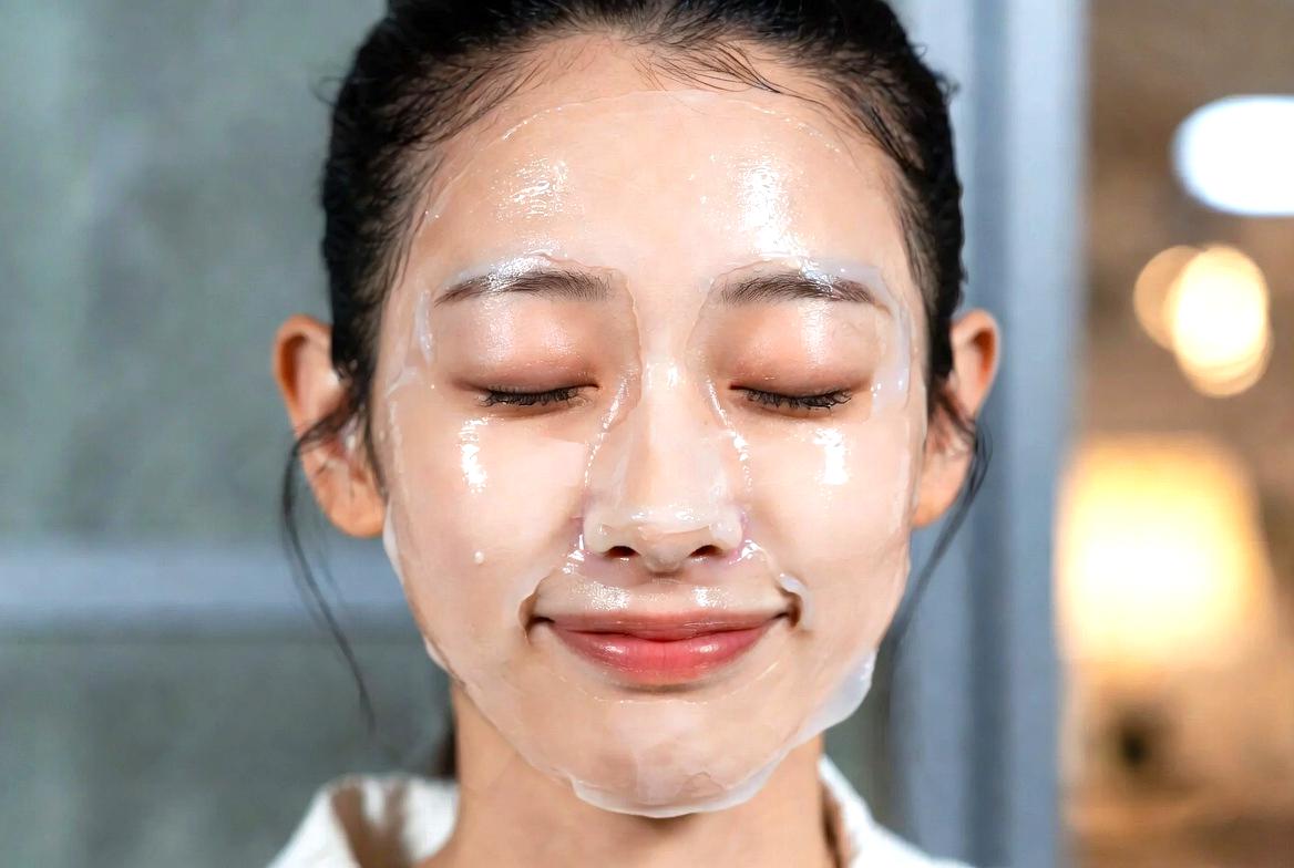 化粧水から乳液までの春の正しい保湿スキンケア手順