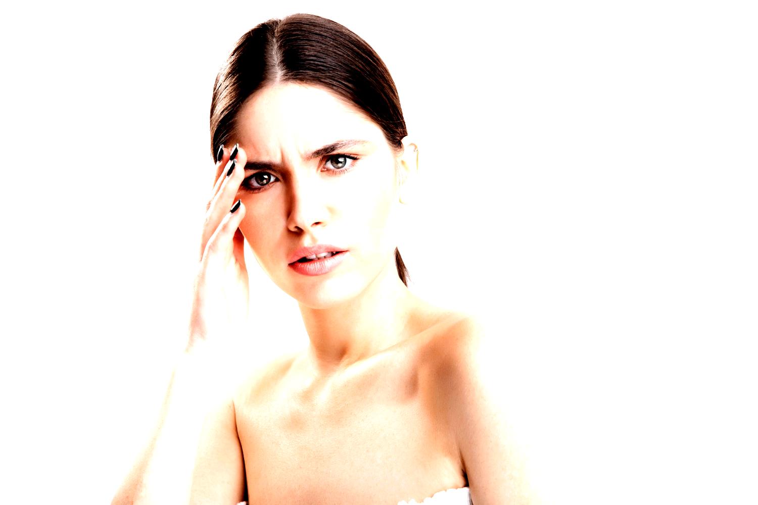 季節やストレスで揺らぐ敏感肌の原因をやさしく解説するイメージ