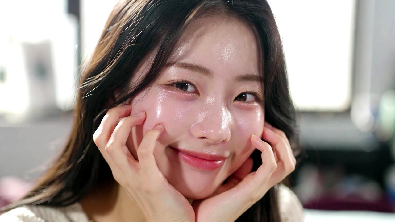 しっとりと潤った肌と保湿スキンケアの基本イメージ