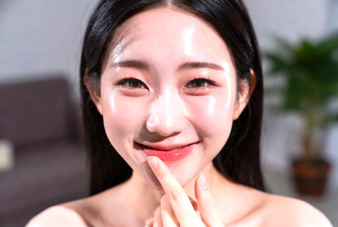 短期間で唇のくすみを改善するステップを示すケアプラン