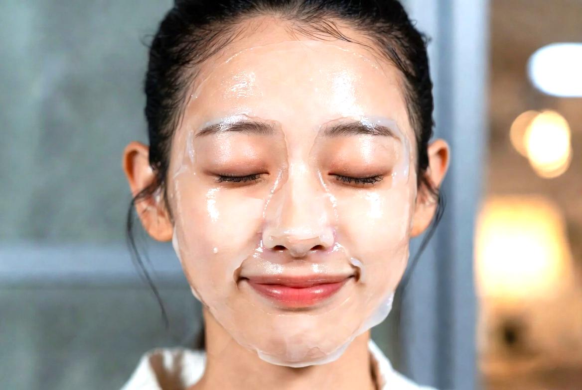 いちご鼻と毛穴黒ずみを摩擦レス洗顔と保湿ケアで改善するスキンケアイメージ