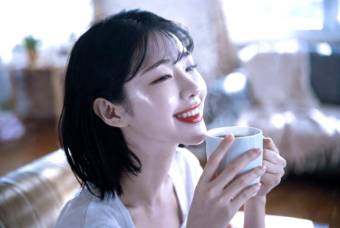 季節のゆらぎ肌をやさしいケアで整えた理想の肌状態イメージ