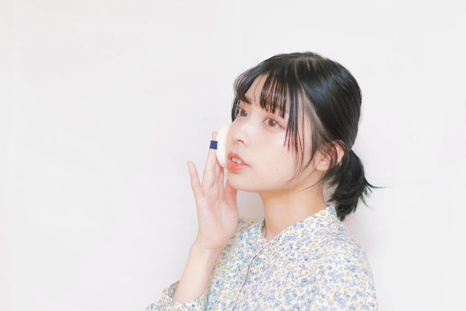 爪のトラブル時のNG行動とケアを示すイメージ