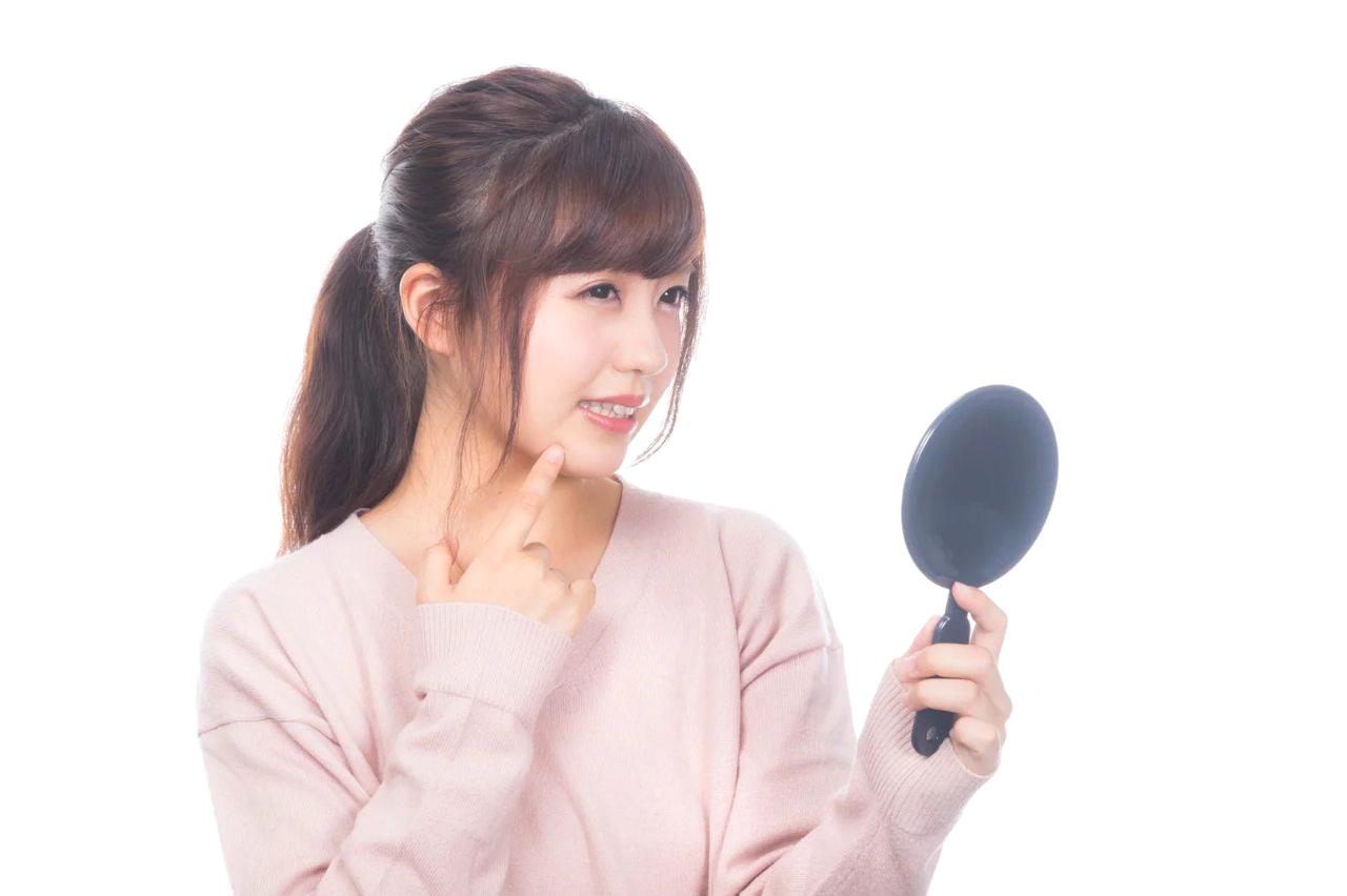 日常生活でほうれい線を悪化させないための健康的な習慣の画像