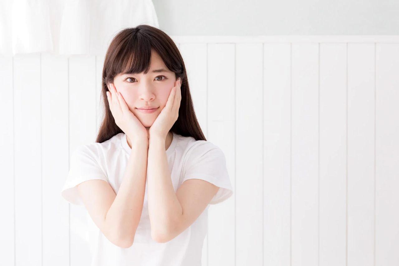 セラミドや尿素配合のハンドクリームが並んでいる様子