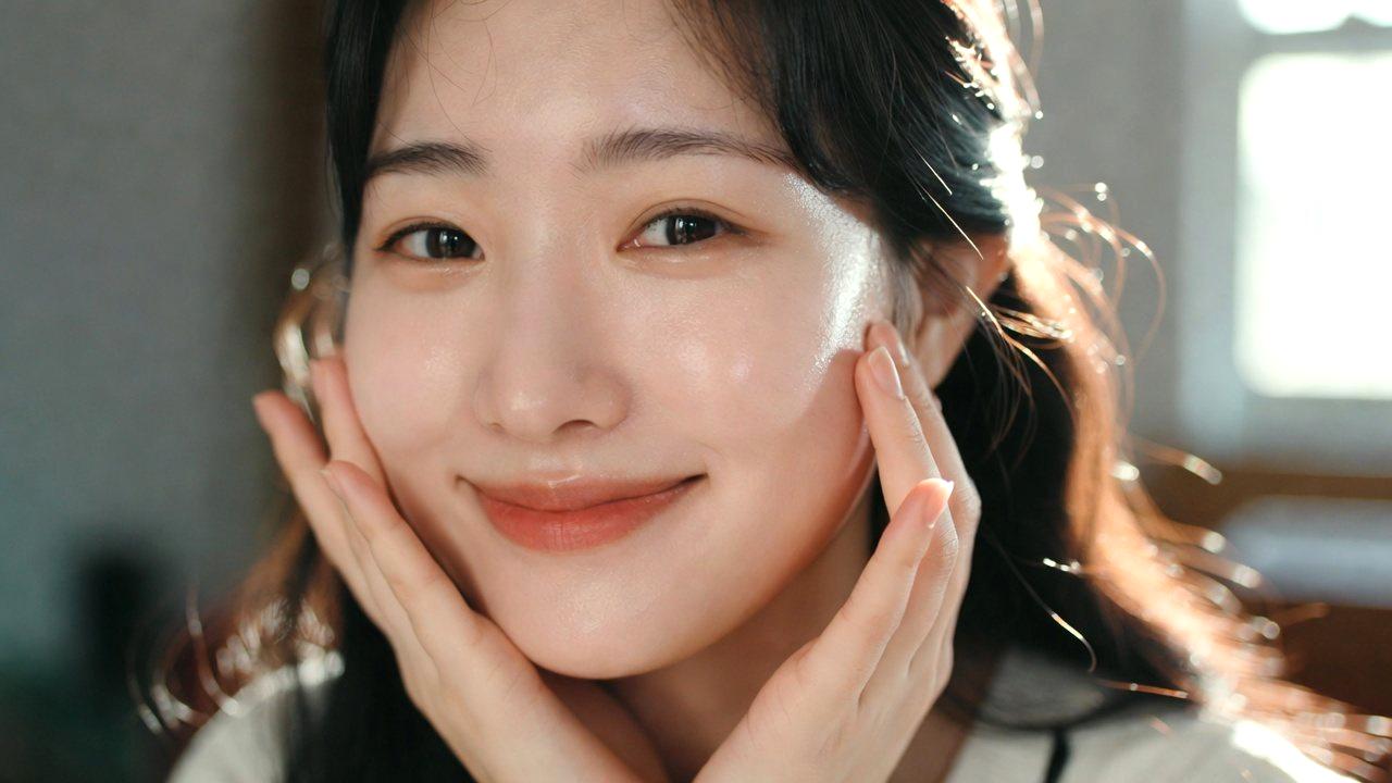 美しく健やかな毎日を過ごす女性のイメージ
